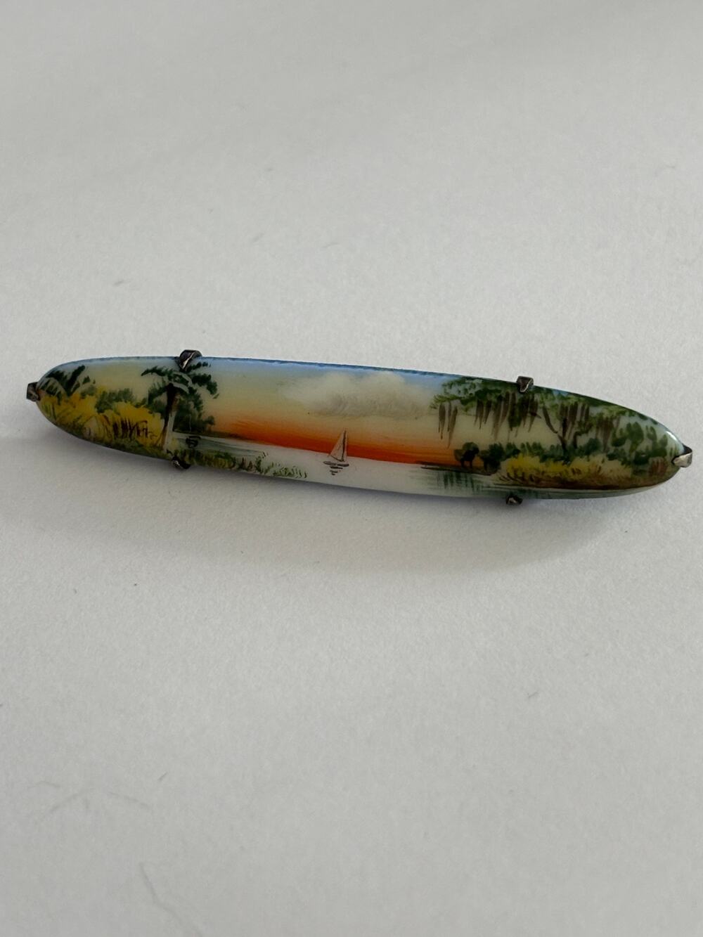 Vtg Olive Commons Signed handpainted Cameona Porcelain Florida Land brooch